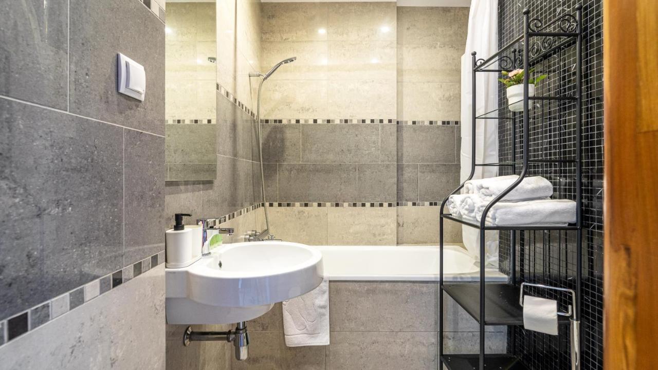 Old Town Center - Przy Deptaku Apartman Gdańsk Kültér fotó